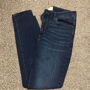 Universal Thread Jeans